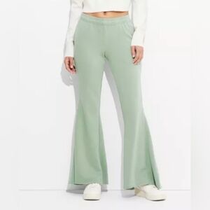 Women's Mid-Rise Washed Extreme Sage  Flare Sweatpants - Wild Fable XXL